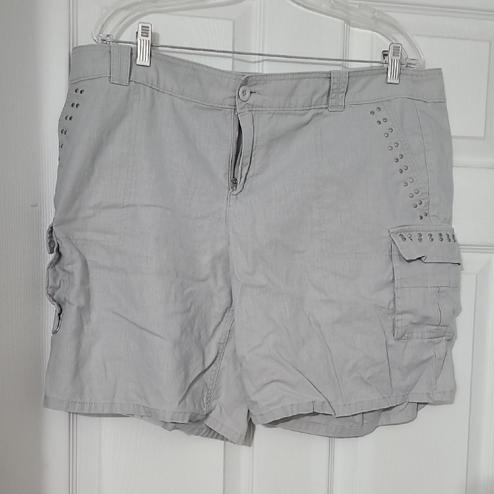 New York & Company Light Gray Cargo Shorts with Stud Accents